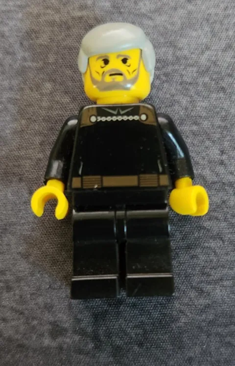 LEGO Star Wars Count Dooku Minifigure sw0060 (No Lightsaber No Cape)