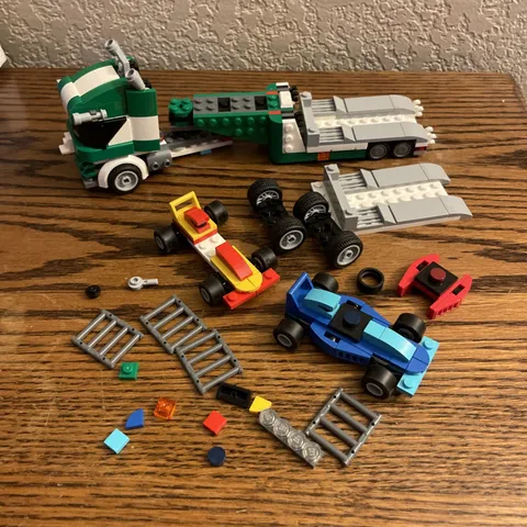 LEGO Creator 3-in-1 Race Car Transporter 31113 - Complete with Manuals