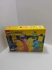 New LEGO CLASSIC: Creative Neon Fun Set (11027) 333 pieces
