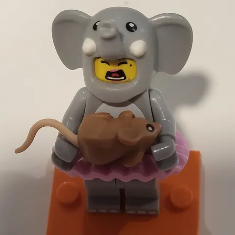 LEGO Series 18 Collectible Minifigures 71021 - Elephant Girl 