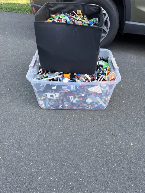 Mixed Lego Lot 60 pounds of parts pieces some mini figs as well