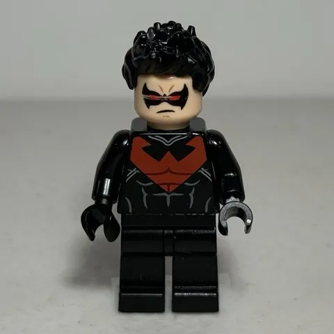 LEGO Nightwing Minifigure Black Suit w/ Red Bat