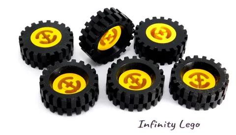 6 LEGO Vintage 30 x 10.5 Offset Tread Wheel Yellow Hub Axle-Hole 2346 3482