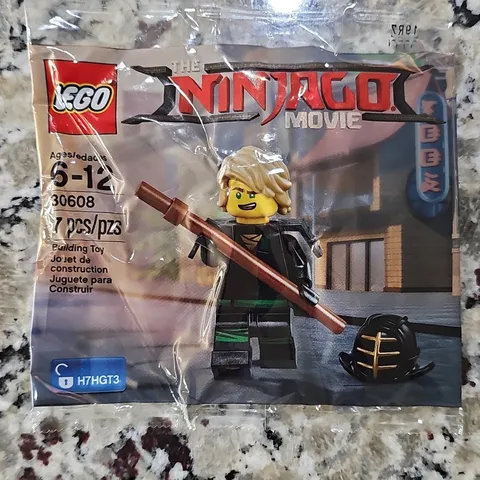 LEGO The Ninjago Movie Kendo Lloyd #30608 Mini Fig 7pc Sealed Pack NEW!