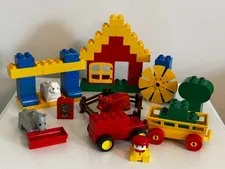Lego Duplo Town Farm Vintage Incomplete Set 2392 Farmyard