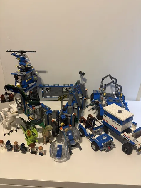 Lego Jurassic World Lot 75919 75918 And More