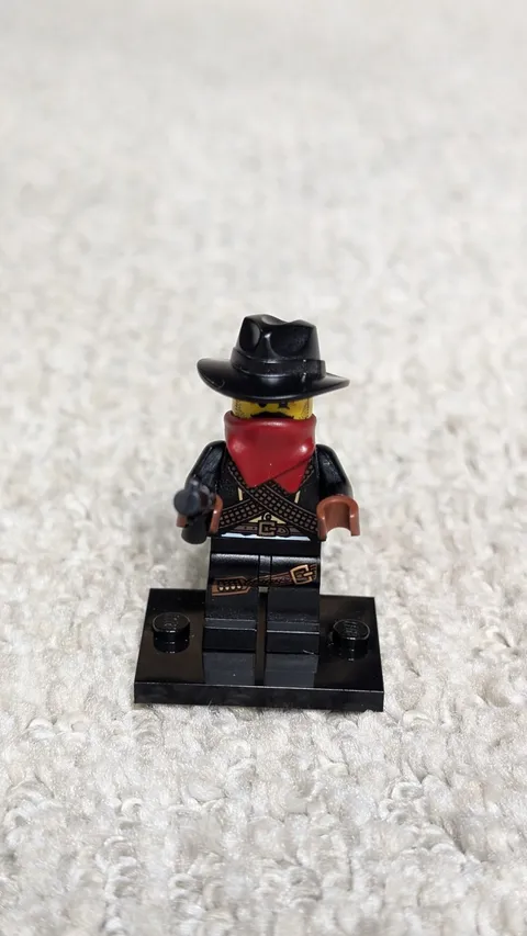 Lego Bandit Minifigure Series 6 Collectible Figure w/ Stand Pistol Cowboy Hat