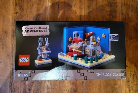 LEGO Ideas Cosmic Cardboard Adventures 40533 Set 203 Pieces 18+