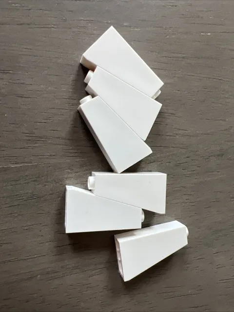 LEGO 4460b White Slope 75 2 x 1 x 3 - Hollow Stud 6 Pieces