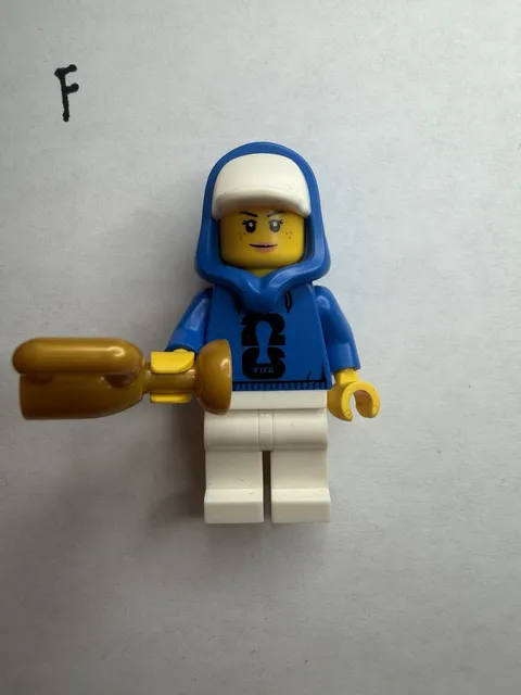 LEGO 43020 FIFA World Cup Trophy Exclusive Minifigure