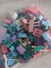 PASTEL Mixed Lego And Megabloks Assortment Nearly 1 Pound of Mixed Pieces