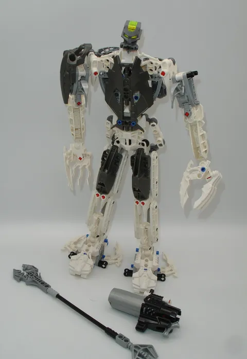 LEGO BIONICLE: Takanuva (8699) Not complete