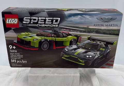 LEGO SPEED CHAMPIONS: Aston Martin Valkyrie AMR Pro and Aston Martin Vantage GT3