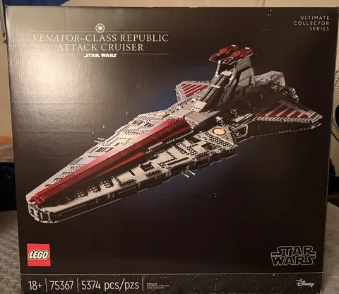 LEGO Star Wars UCS Venator-Class Republic Attack Cruiser 75367 5374 pcs 18+