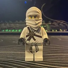 LEGO White Ninja Minifigure Plastic Figure w Hood/Mask Sword & Chest Print