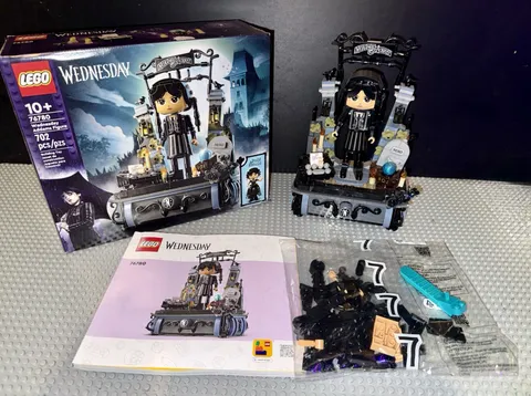 LEGO Wednesday: Wednesday Addams Figure (76780)