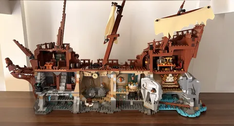Lego Ideas The Goonies (21363) AS-IS
