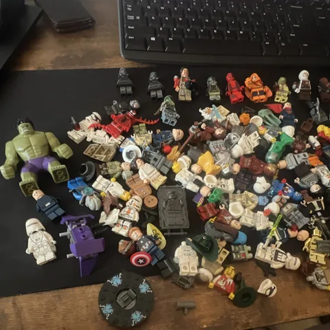 LEGO Minifigure Bulk Lot w/ Accessories Parts Animals Vehicles Mixed Pieces