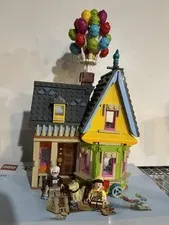 LEGO Disney's Up House (43217). No Box, Includes Instructions