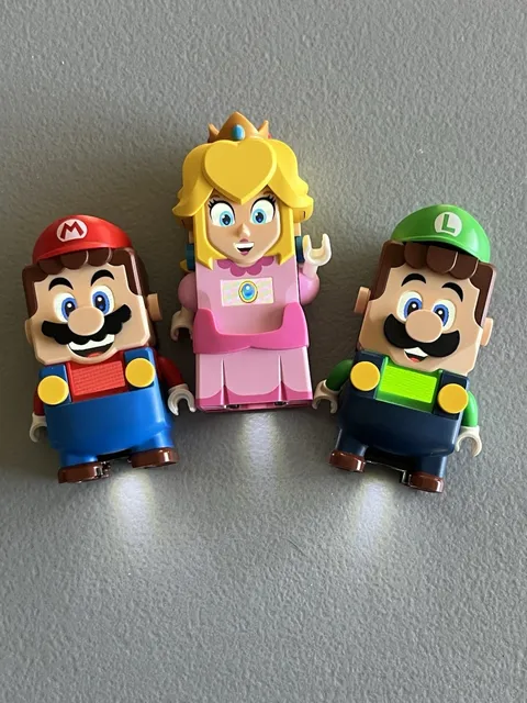 HUGE LEGO Super Mario BUNDLE. 99.99% Complete Sets Plus extras, READ DESCRIPTION