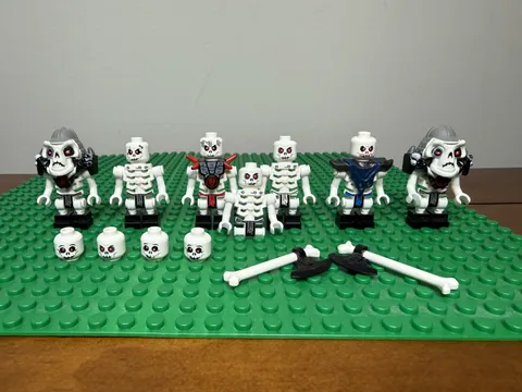 LEGO Ninjago Skulkin Lot 6 Minifigs Kruncha Krazi Frakjaw + Parts