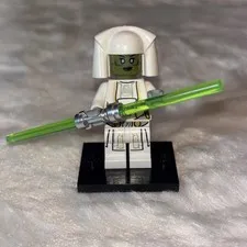Lego Star Wars sw0501 Jedi Consular Mini Figure with Lightsaber