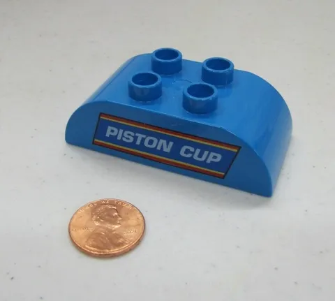 Lego Duplo BLUE PISTON CUP SIGN Specialty Printed Curved Block Town Cars Race