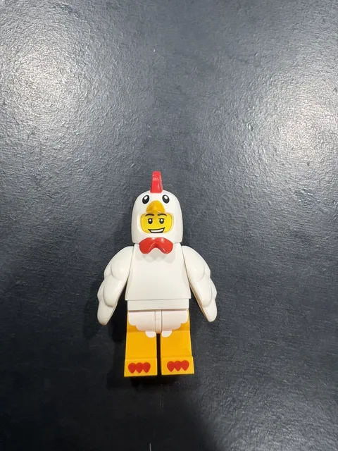 LEGO Chicken Suit Guy Minifigure Minifigures Series 9 2013 MINIFIGURES 71000