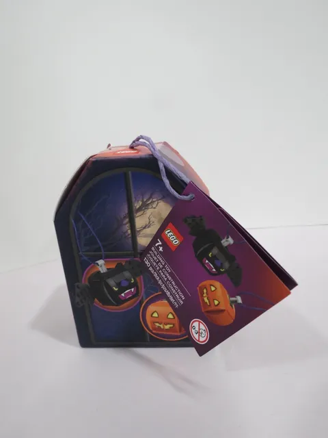 Lego Pumpkin & Bat Ornament Duo Set 854049 New, Sealed!