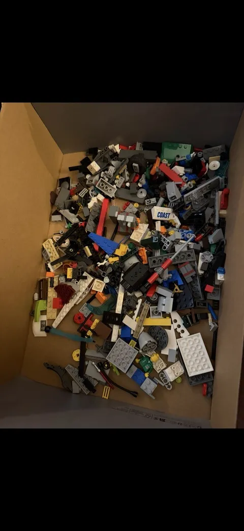 Lego 1lb Pieces Lot Mostly Star Wars Marvel Batman Dc You Get What’s Pictured 24