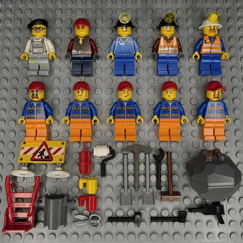 Lego City Construction Minifigures Lot and Accessories