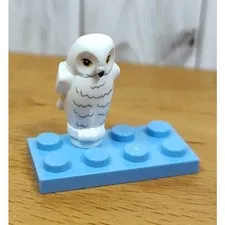 LEGO Harry Potter 2022 Advent Calendar Day 21 Hedwig, Harry’s Owl
