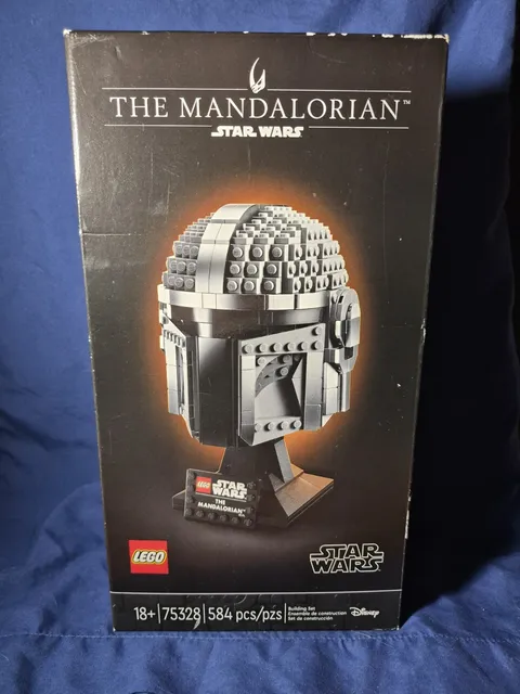 LEGO Star Wars: The Mandalorian Helmet (75328) 100% Still In Box Never Opened
