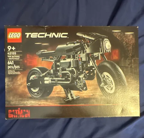 LEGO Technic The Batman Batcycle 42155 Complete Set 641 Pieces