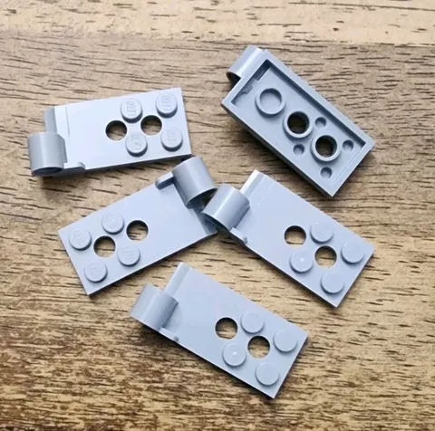 LEGO Light Bluish Gray Hinge Plate 2 x 4, Pin Hole, 2 Holes-Bottom. QTY 5. 43056