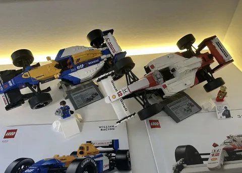 LEGO Icons: Williams Racing Fw14b (10353) And McLaren MP4-4 (10330)