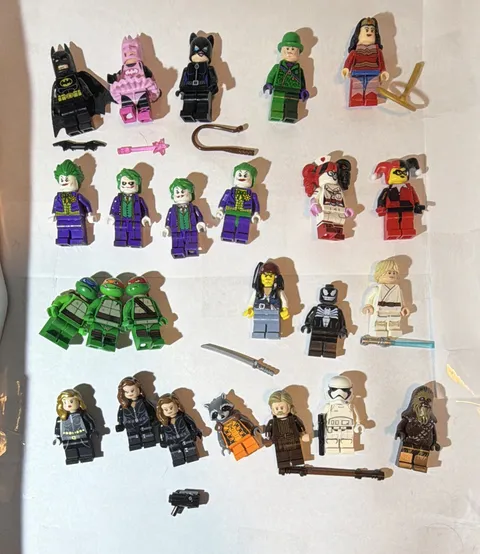 LEGO Super Heroes Minifigure Lot Batman Joker Harley Quinn Wonder Woman