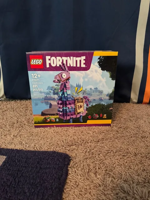 LEGO Fortnite: Supply Llama (77071) BRAND NEW