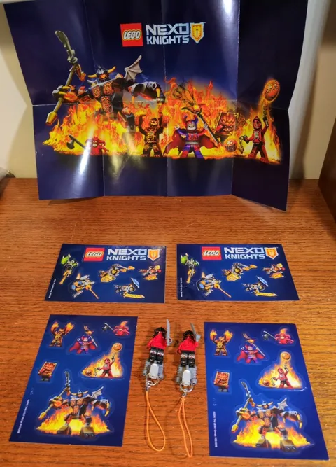 2  LOT LEGO 5004388 Nexo Knights Crust Smasher Stickers Key Chain Poster nex027