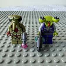 LEGO Minifigures Alien series 3 and galaxy squad Mosquitoid