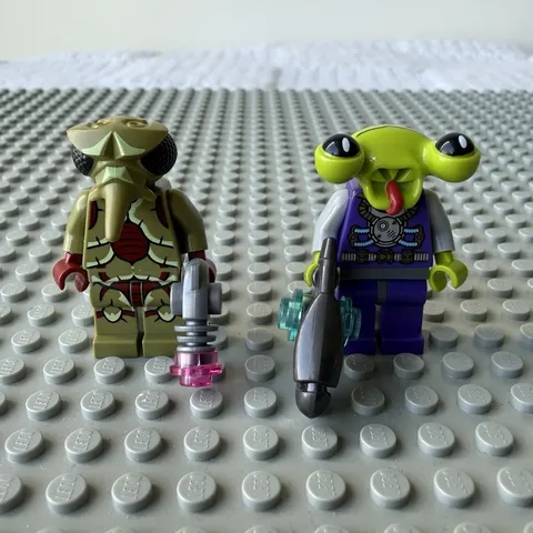 LEGO Minifigures Alien series 3 and galaxy squad Mosquitoid