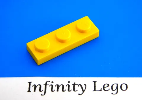 30 LEGO Yellow Plate 1 x 3 (3623) - 30 Pieces