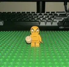 LEGO Dimensions Adventure Time Jake the Dog Minifigure and Finn head 