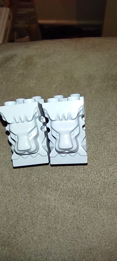 LEGO Lot of 2 Grey Brick 2x3x3 Cutout Lion Head 30274 Authentic