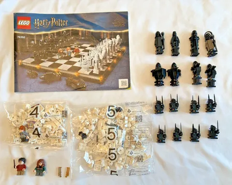 LEGO Harry Potter: Hogwarts Wizard's Chess (76392) INCOMPLETE, No Chess Board