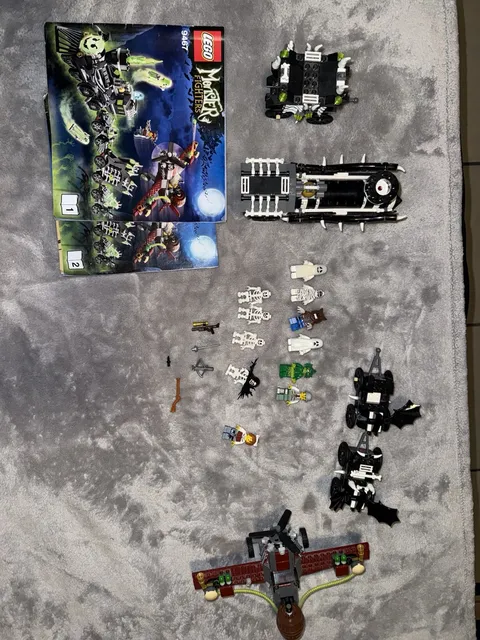 Lego Monster Fighters Ghost Train Set