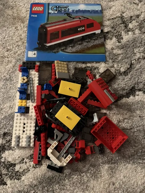 Lego City Passenger Train end cart only 7938 not complete