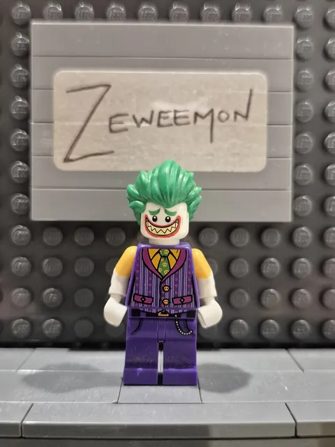 The Joker Batman Marvel DC Super Hero Lego figure minifigure minifig