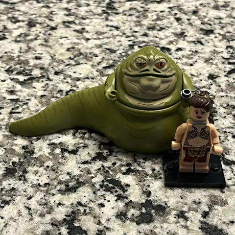 LEGO Jabba the Hutt Minifigure w/ Chain Accessory & Black Display Base 6+