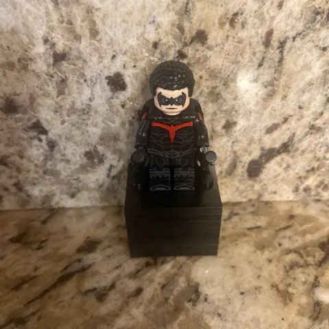 Lego Custom NIGHTWING Red Modern Suit dc Dick Grayson Robin Teen Titans